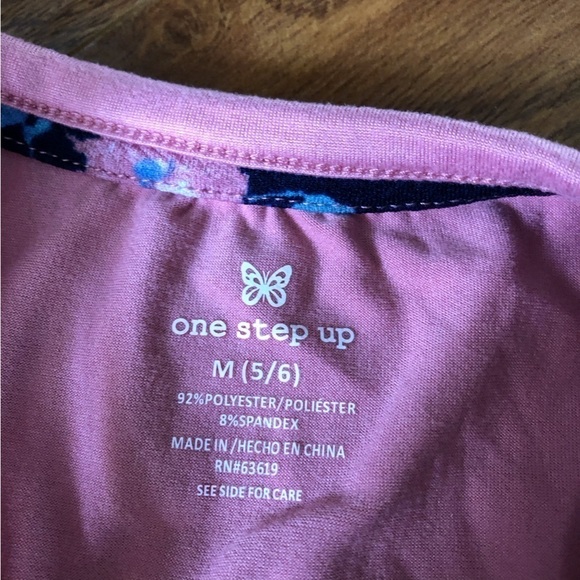 One Step Up pink short sleeve top in Size 5-6 - Picture 4 of 4
